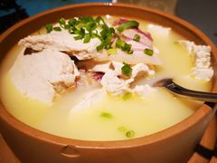 洋水白豆腐-至尊鲨鱼·原烹海鲜·新浙菜(拱宸桥店)
