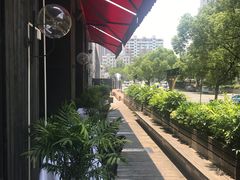 -Carbon莫卡哆·意大利复古集市餐厅(杭州大厦店)