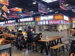 -八一好吃街·高品美食广场