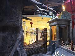 -暴风岛沉浸式体验馆(百联世纪店)