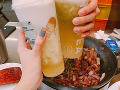 -胡须佬鸡煲四季火锅店(石厦西村直营店)