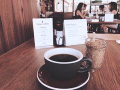 -ROAST coffee & eatery