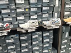 -New Balance(王府井奥莱·香江小镇店)