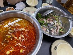 -周良天山牛杂城(天山路总店)