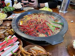 -黄潇洒老火锅(九眼桥宏济巷店)