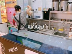 -CoCo都可(小寨赛格店)