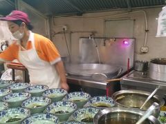 -老新隆牛肉锅贴(新街口店)