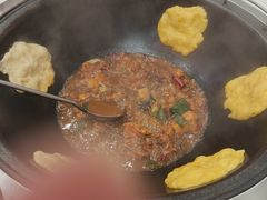 -鲁员外地锅鸡地锅鱼(古墩路店)
