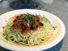 -老码头黑皮肘子锅包肉熏酱水饺(文政街店)
