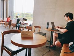 -星巴克臻选(成都环球乐天店)