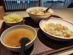 -八二小区抄手(龙湖上城天街店)