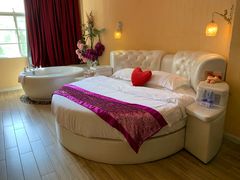 -天使恋人主题酒店(深圳翻身路店)