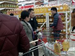 -欧尚超市苏州店停车场(金鸡湖路店)