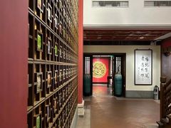 -梅龙镇酒家(南京西路总店)