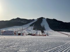 -辽阳弓长岭温泉滑雪场