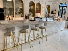 -Fridi Patisserie Cafe