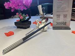 -京味斋·北京烤鸭(华威桥北工大店)