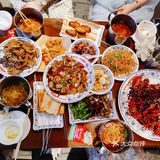 夏日炎炎来龙虾大排档坐坐吧！