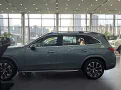 -天津波士信达奔驰4S店(卫津南路店)