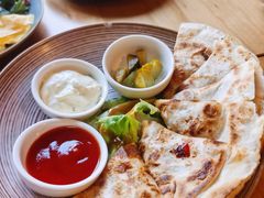 鸭肉饼配色拉-Money Shops(愚园路店)