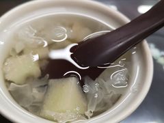 雪梨炖雪耳-潘苏凉茶馆(康之宝超级广场店)
