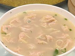 鱼汤馄饨-留芳·文旅古月楼(老街店)