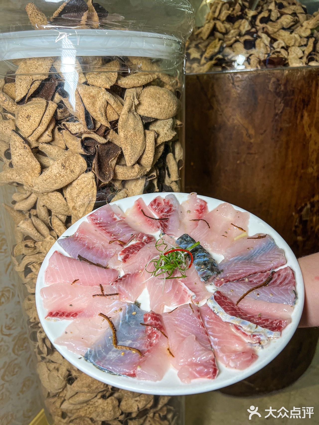 别搞钱了，来吃鱼🐟吧！🍲粤味风暴，盛宴待启！
