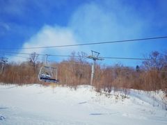 -亚布力新体委滑雪场