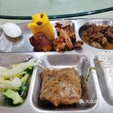 0元玩转这座城 酒店的早餐是自助形式的