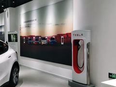 -TESLA 特斯拉(北京颐堤港体验店)