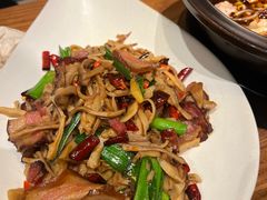 -云海肴·汽锅鸡·云南代表菜(天山百盛优客店)