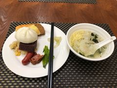 -山明水秀大饭店