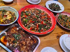 -兔槽江湖菜·重庆璧山兔(水围店)