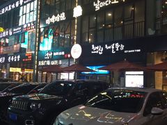 -天乐广场(食多滋美食城店)