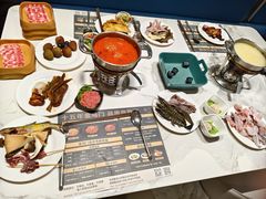 -金马门国际美食百汇(珞喻路店)