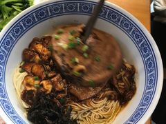 -沪西老弄堂面馆(定西路店)