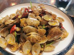 -东来菜馆•手抓海鲜家常菜•海鲜锅贴(鸽子窝店)
