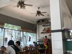 大堂-富哥食店