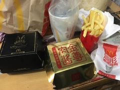 -麦当劳(百联西郊购物中心店)