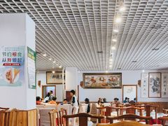 大堂-大草原清真饭庄(沙河店)