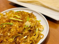 酸菜炒粉-老昌春饼(中央大街店)
