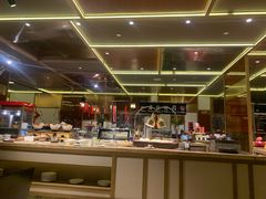 自助取餐区-大中华希尔顿酒店-念自助餐·嗨啤·小龙虾