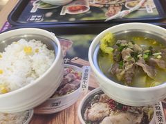 -阿香米线(凯德广场.1818店)