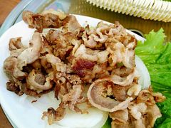 牛五花-亲昵春川鸡排(韩国美食街店)