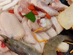 -喃喃椰·糟粕醋·椰子鸡火锅(七堡花园店)