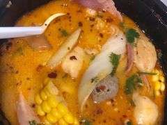 -小蛮椒麻辣烫·麻辣拌(青浦宝龙店)