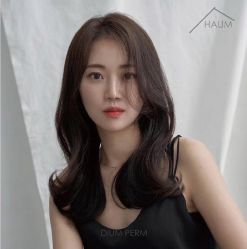 -妃格美发沙龙·烫发·染发
