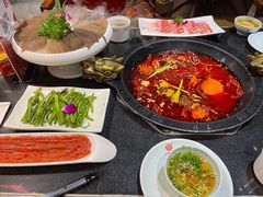 -重庆德庄火锅(体育中心店)