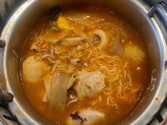 -龍歌自助小火锅(市南金茂湾店)