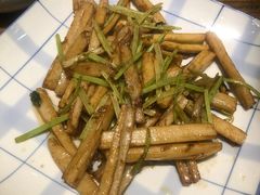 -三姐妹餐厅(曲江店)
